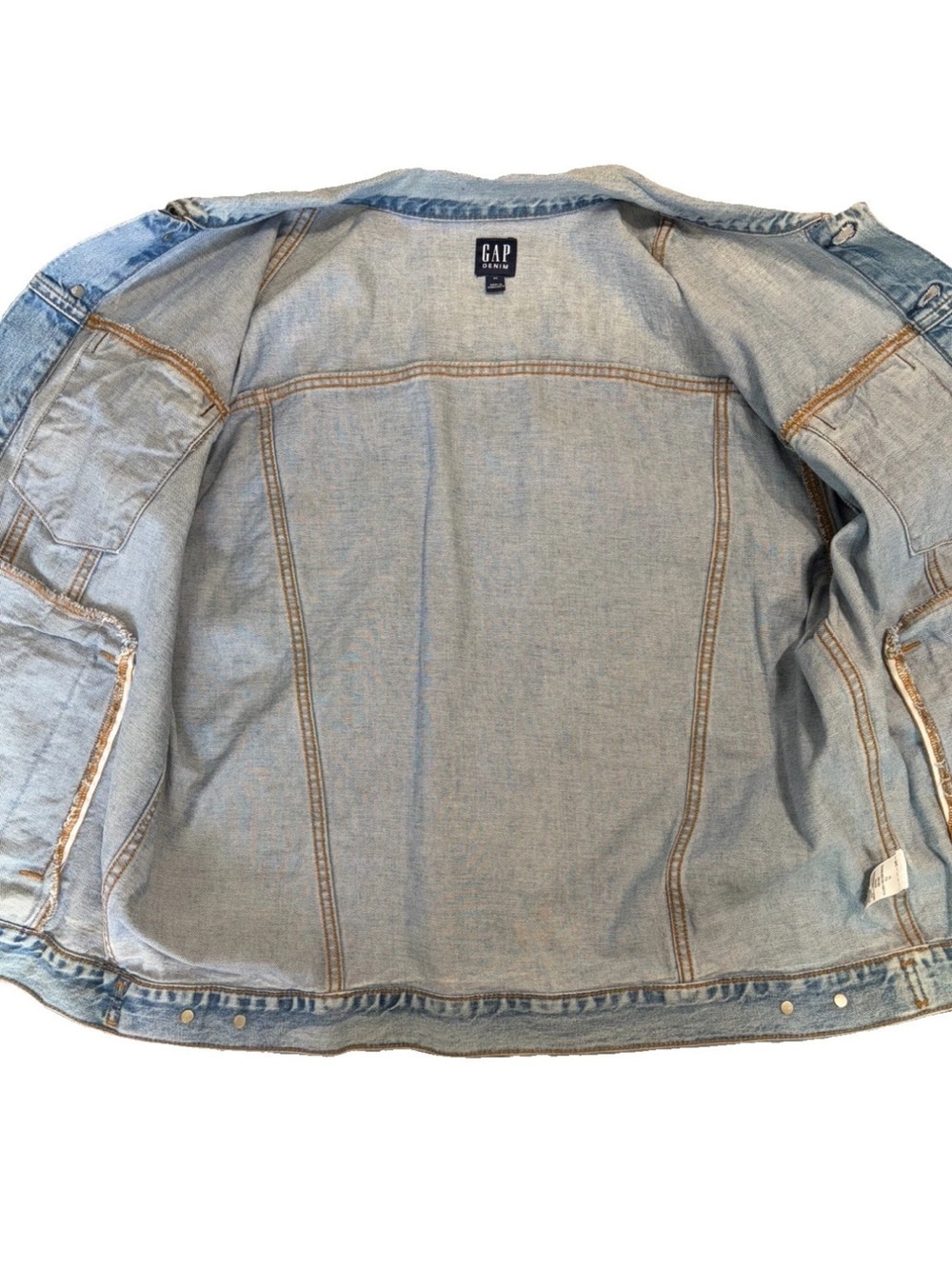 GAP Men's Light Wash “Destructed” (Distressed) Denim Jacket - Size XL - Picture 5 of 10